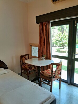 Standard Double or Twin Room, Garden View
