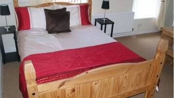 Blackout curtains, iron/ironing board, free WiFi