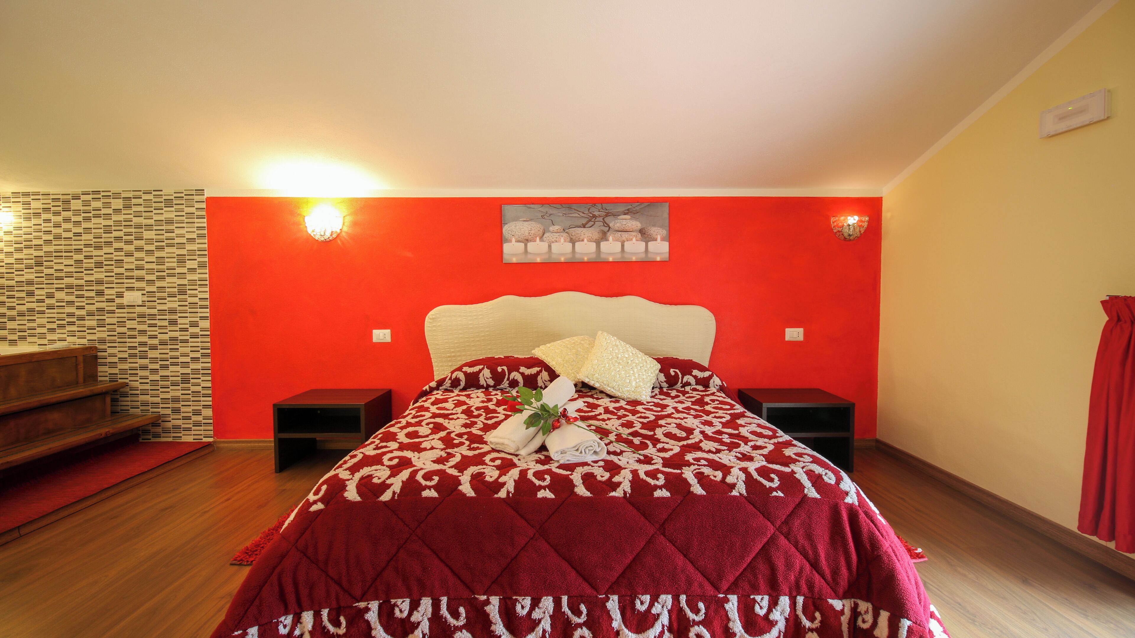Suite luxueuse, vue sur le jardin | Coffre-fort, bureau, espace de travail pour ordinateurs portables