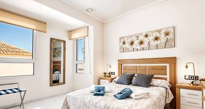 'The Triplets' Apartment with Mountain Views, Wi-Fi and Air Conditioning