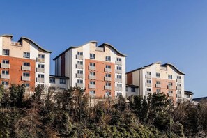 Exterior - Stylish 2Bed, River Views Apart, sleeps 5 - wheelchair users (Newcastle upon Tyne)