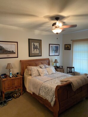 2 bedrooms, Internet - 2-bedroom condo in charming Saratoga Springs community with Pool (Saratoga Springs)