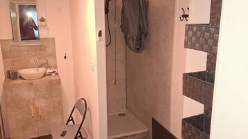 Handdoeken, toiletpapier