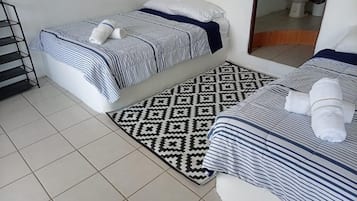 Habitación doble familiar, balcón | Wifi gratis
