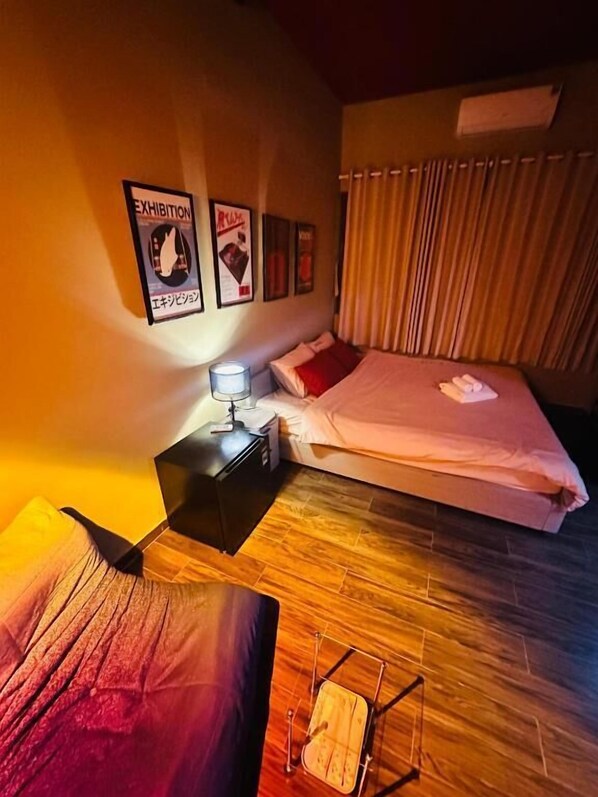 Double Room, Garden View | Soundproofing, iron/ironing board, free WiFi
