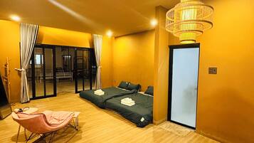 Chambre Quadruple Familiale, balcon, vue jardin