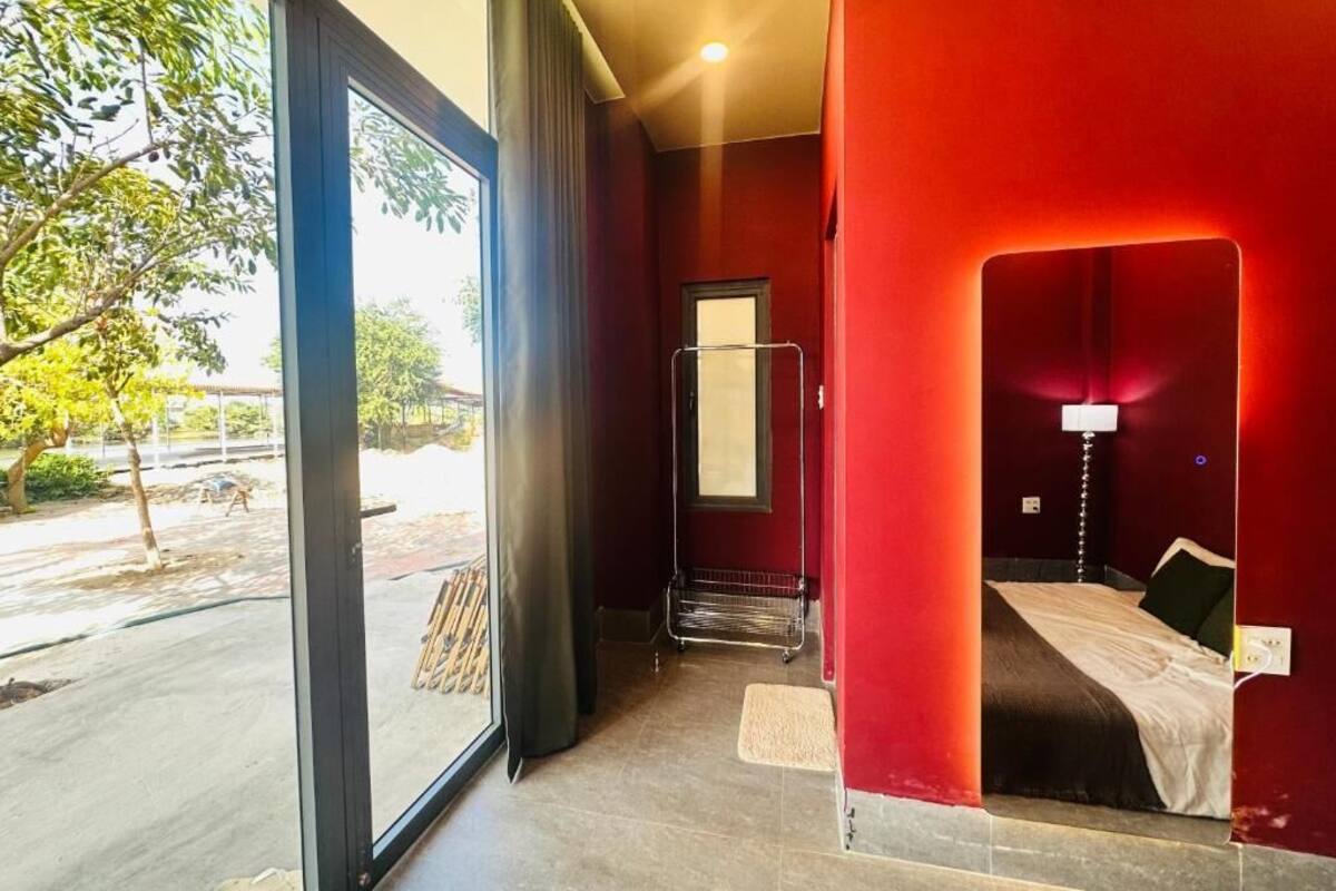Habitación doble Confort, vista al río | Insonorización, tabla de planchar con plancha y wifi gratis