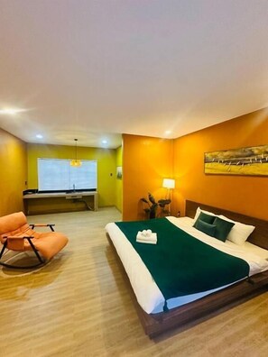 Habitación doble, vista al jardín | Insonorización, tabla de planchar con plancha y wifi gratis 