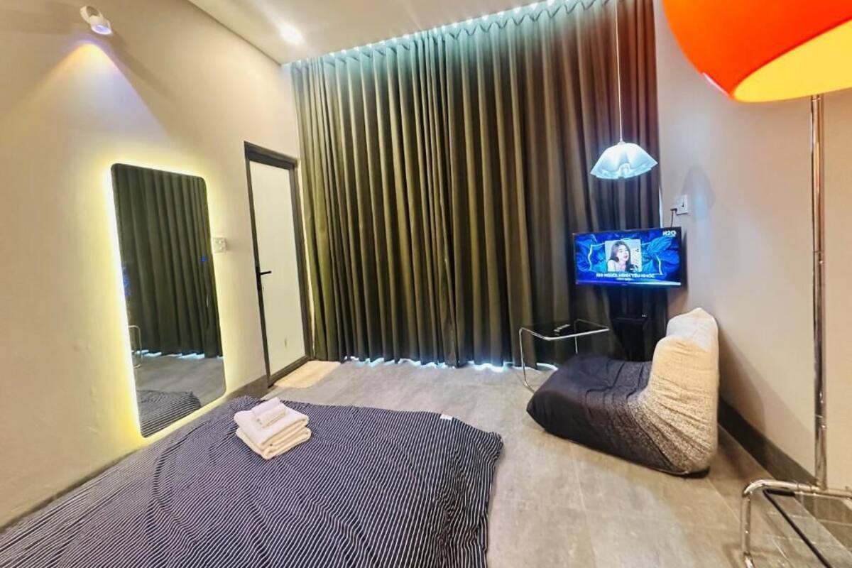 Habitación doble Confort, vista al río | Insonorización, tabla de planchar con plancha y wifi gratis