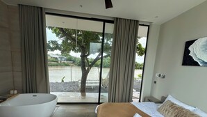 Habitación Deluxe doble, bañera de hidromasaje, vistas al río