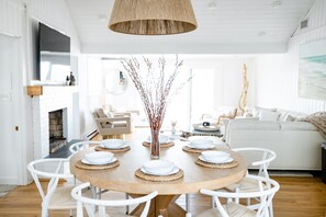 Dining - Alchemy, Hamptons Beach House. (Westhampton Beach)