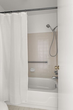 Hair dryer - Relax and Unwind On Music Row (Nashville)