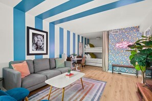 TV - The Lyric - Dolly Suite near Downtown (Nashville)