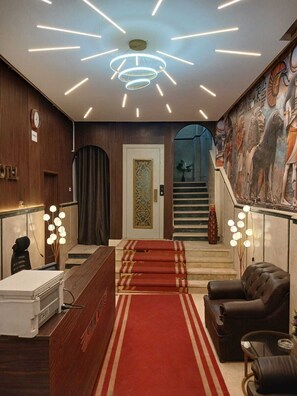 Lobby - makan pyramids view  (Giza)