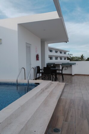 Pool - Vrbo Property (Mazatlán)