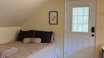 WiFi, bed sheets