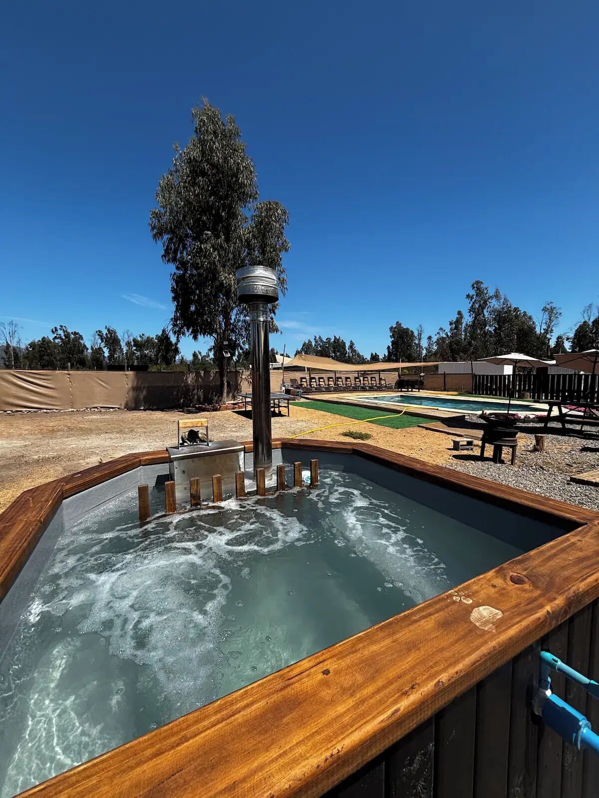 Outdoor spa tub