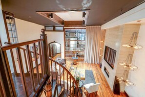 Interior - Historic Riverfront Condo for 8, Near Broadway! (Nashville)