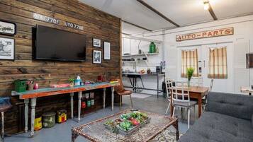 House, Multiple Beds, Patio, Garden View (Historic Rumpel Kammer - Marktplatz) | Living area