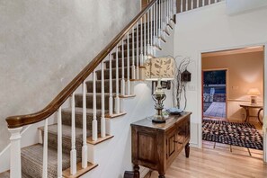 Rumah, Beberapa Tempat Tidur, akses ke kolam renang (Hill Country Retreat: Pool | Hot Tub ) | Interior