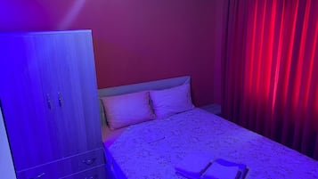 Deluxe Apartment, Balcony | Egyptian cotton sheets, premium bedding, individually decorated
