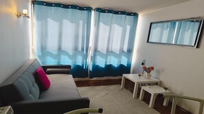 Standard-Apartment, Stadtblick | Wohnbereich