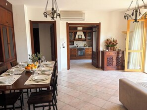 Dining - ClickSardegna Villa Garden in Alghero for 10 Guests with Garden (Alghero)