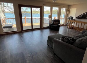 Living area - Retreat 33 ~ Lakefront, Private Dock, Sleeps 16, Kayaks (Camdenton)