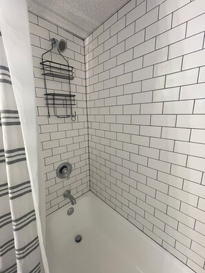 Toilet paper - Cute 1-bedroom apt 23rd St in Ocean City near the beach (Ocean City)