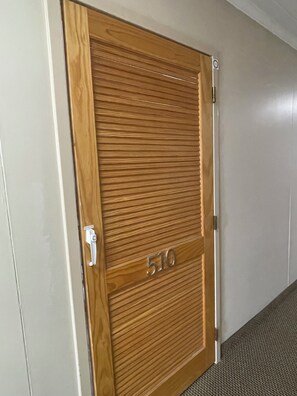 Interior - Cute 1-bedroom apt 23rd St in Ocean City near the beach (Ocean City)