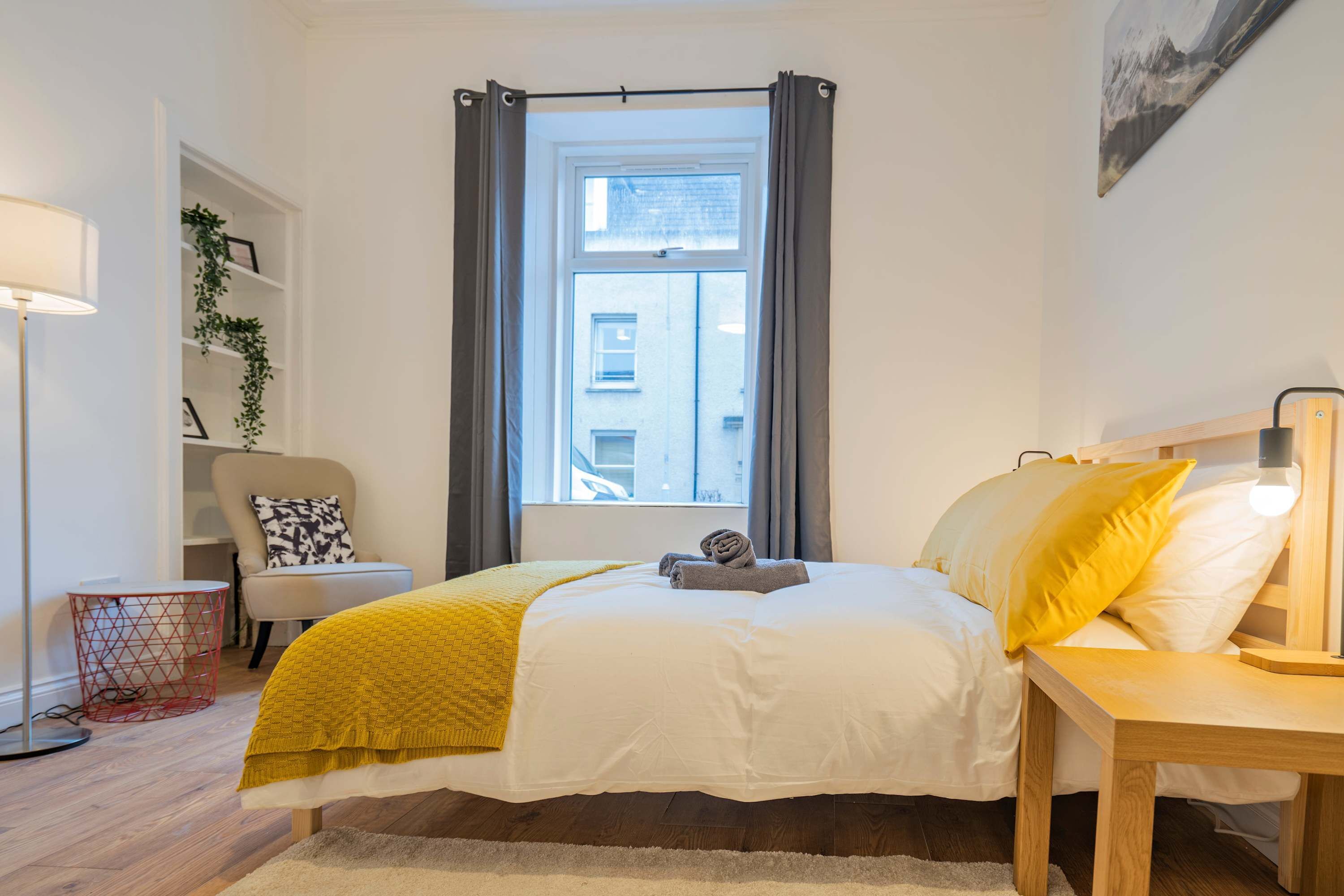 Desk, iron/ironing board, travel crib, WiFi