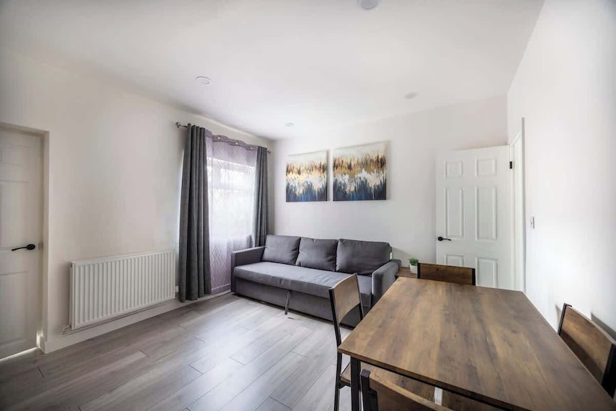 Parking - Wi-fi-10 Mins To Beaches -Close To Tram - Barrow-in-Furness