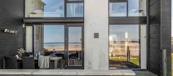 "Chayton" - 10m from the sea by Interhome
