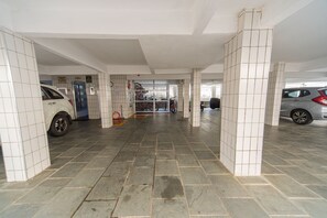 Property grounds - Apto para 6 com Garagem a 450m da Praia do Forte (Praia Grande)