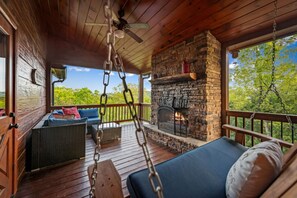 Property grounds - Sapphire Sky | Kids Fun Zone | Sauna | Mtn Views (Mineral Bluff)