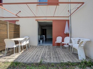 Outdoor dining - Proche de la plage | Accès piscine | Parking (ARGELES-SUR-MER)