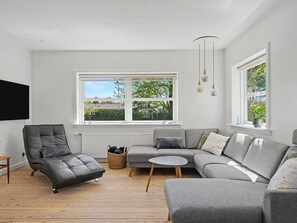 TV - "Hjort" - 80m from the sea by Interhome (Faaborg)