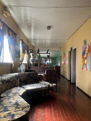 Departamento Confort | Tabla de planchar con plancha y wifi gratis 