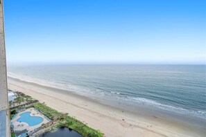 Beach - Myrtle Beach Resort Renaissance Tower #2001 (Myrtle Beach)