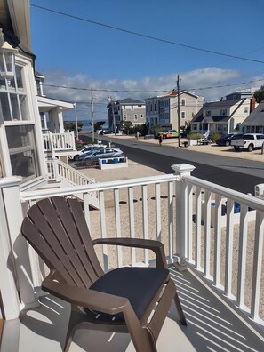 Terrace/patio - BAYSIDE FAMILY RENTAL! TWO UNITS IN ONE! (Peahala Park)