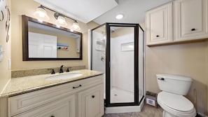 Bathroom - BAYSIDE FAMILY RENTAL! TWO UNITS IN ONE! (Peahala Park)