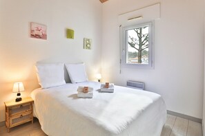 Iron/ironing board, free WiFi, bed sheets - L'Emeraude du Veillon (Talmont-Saint-Hilaire)