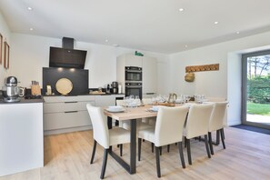 Dining - L'Augizière - Four Bedroom House, Sleeps 8 (Sainte-Flaive-des-Loups)