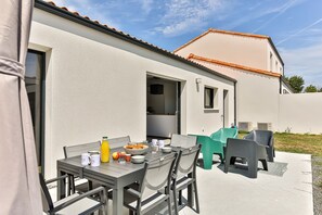 Outdoor dining - La Marinière des Sables (Les Sables d'Olonne)