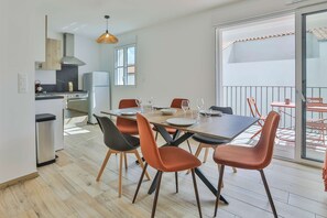 Dining - La Blancharderie - Two Bedroom Apartment, Sleeps 4 (Barbâtre)