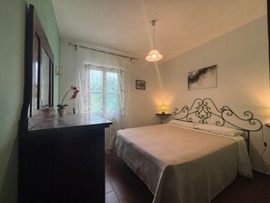 Bed sheets - Guest-House FourWinds, home in relaxation in Tuscany (Toscana)