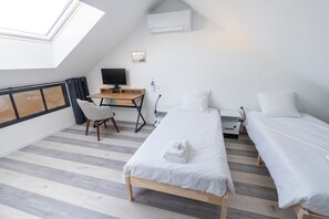 Iron/ironing board, free WiFi, bed sheets - Maison Pépin - Two Bedroom House, Sleeps 4 (Les Sables d'Olonne)