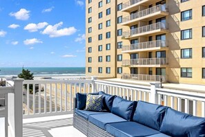 Property grounds - Luxury Beach Block | Sauna + Cold Plunge + Hot Tub (Ventnor City)