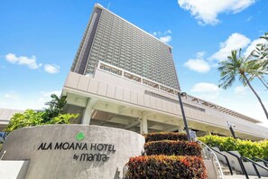 Exterior - Ala Moana resort  Ocean view with balcony (Honolulu)