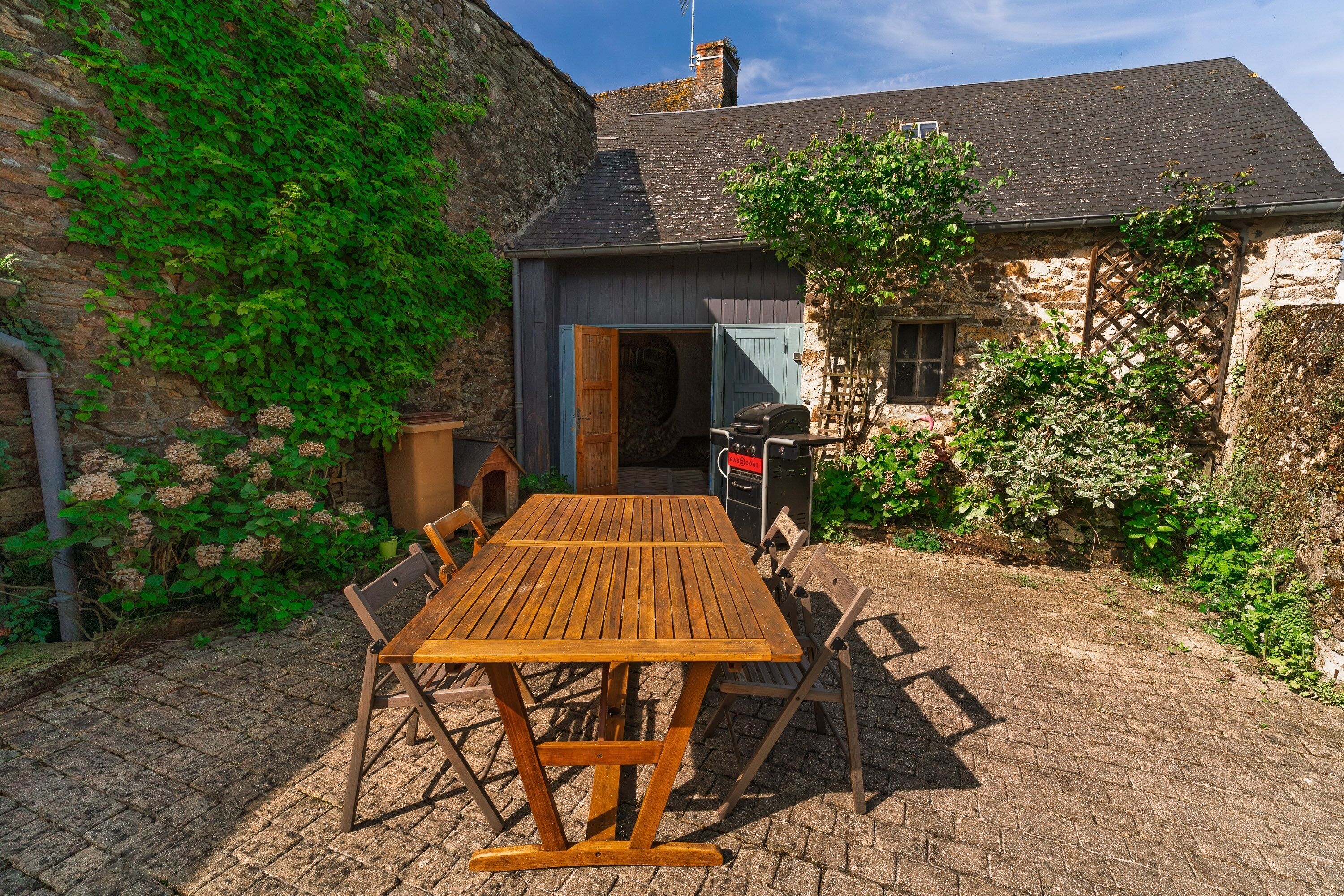 Restauration extérieure